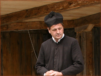 Heribert Walch als Pfarrer